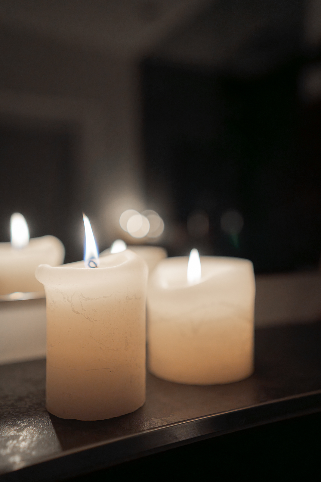 Natürliche, ästhetische und rohe Geburtsfotografie im Allgäu | Geburtsreportage im Allgäu | Geburtsbilder für Hausgeburt, Geburtshaus oder Klinik.